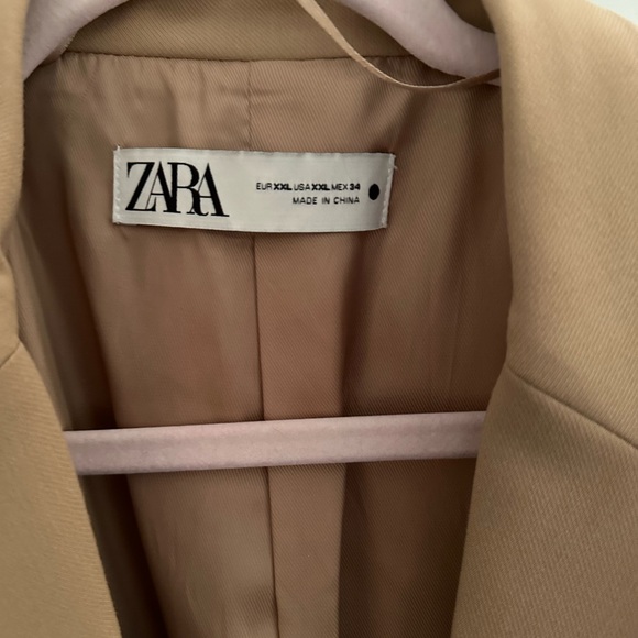 Zara tan fully lined blazer size XL, great condition - Picture 2 of 3